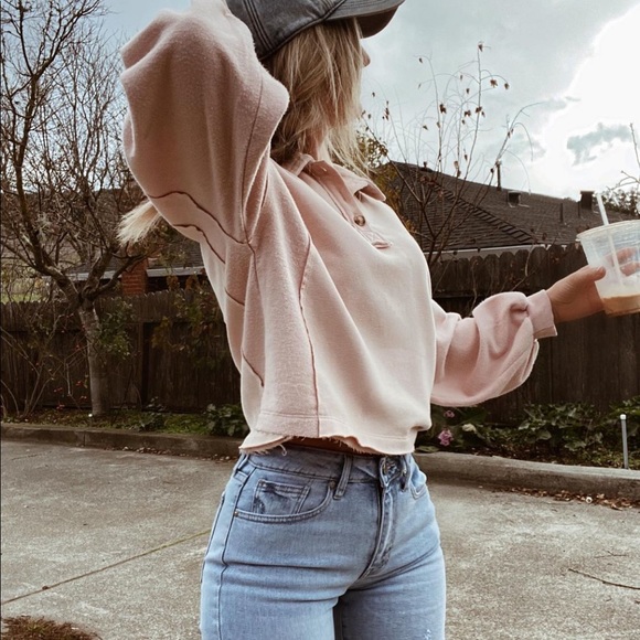 cezele collection Tops - Pink Crop Long Sleeve